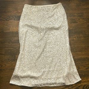 Silver sequin midi skirt - perfect for holidays !